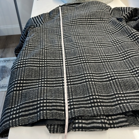 Anthropologie Hazel black & Gray Plaid Swing Coat Sz Medium BIG buttons ¾ sleeve - Picture 17 of 17